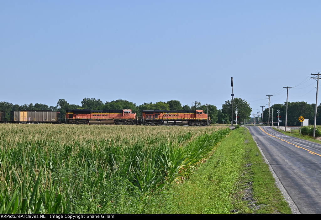 BNSF 6167 Crosses Seeburger road. 